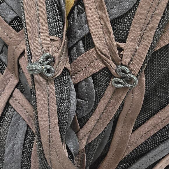 Chico’s Travelers Geometric Mesh Sheer Hook & Eye Jacket Size 1 (US 8/10) - Picture 6 of 9